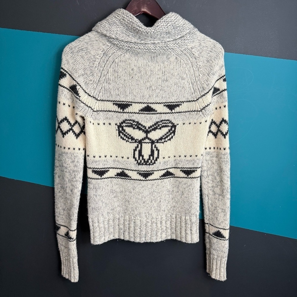 TNA Women's Cardigan with Cream and Black Design wool size XS - Picture 3 of 10